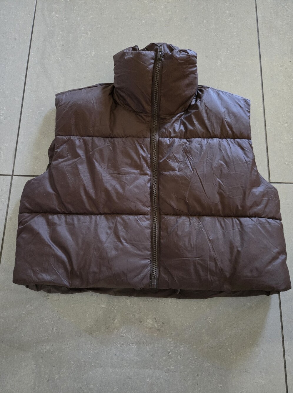 Men's Brown Puffer Vest - Quilted Sleeveless Jacket